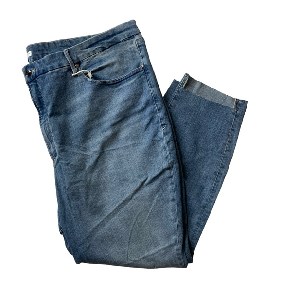 Good American GOOD LEGS SKINNY JEANS - Picture 4 of 11